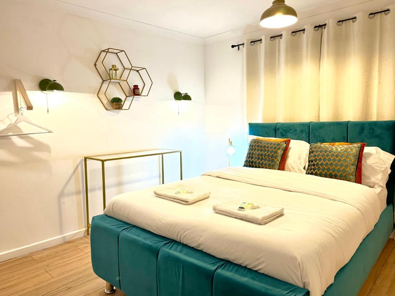 Rnm - Business Professionals Ready, Cost Effective For Large Stays! 3 Bedroom Lounge, Private Access & Entire Place, Kitchen & Washroom With Amenities, Smart Tv, Easy Access, Fast Wifi, Large Driveway, Great Transport Links, Near Worcester Hospital A Bagian luar foto